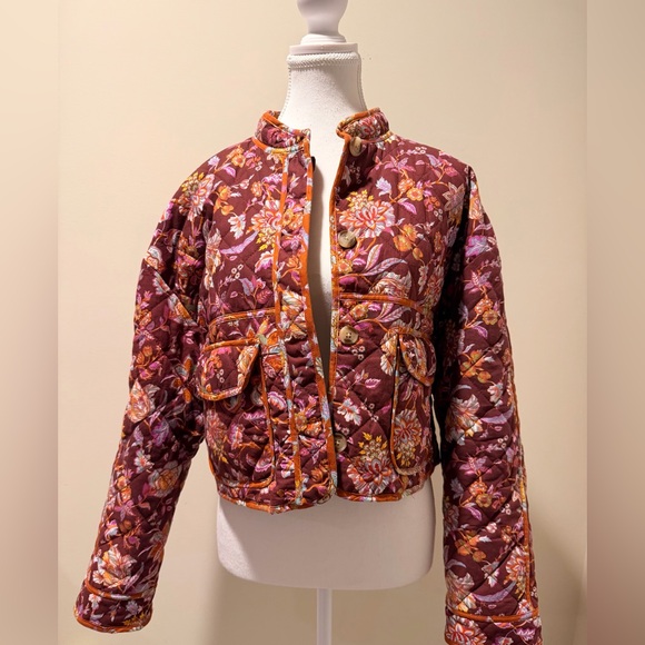 7 For All Mankind Quilted Floral Bomber Cropped Jacket in Burgundy - size M - Picture 6 of 8